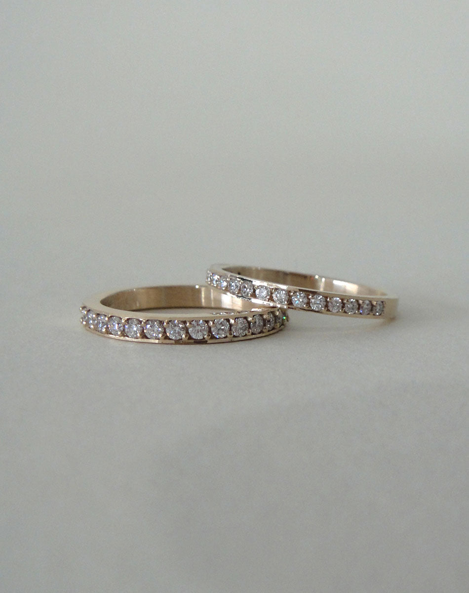 Bella Eternity Band | 18ct White Gold