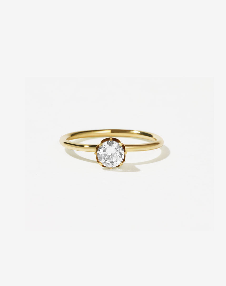 Signature Solitaire Ring | 18ct Yellow Gold